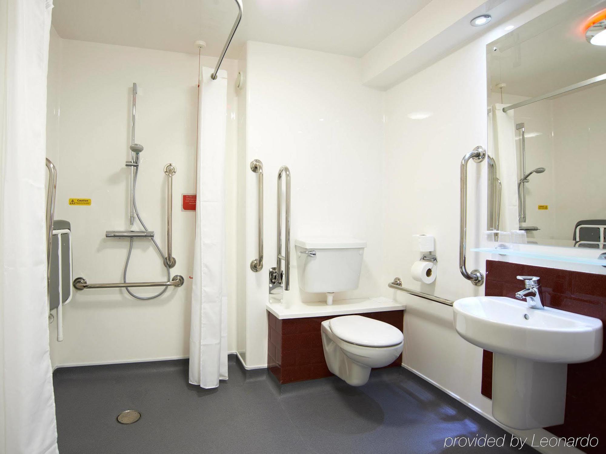 แทรเวลลอดจ์ วูลิช Hotel ลอนดอน ภายนอก รูปภาพ