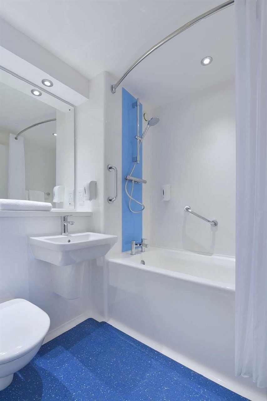 แทรเวลลอดจ์ วูลิช Hotel ลอนดอน ภายนอก รูปภาพ